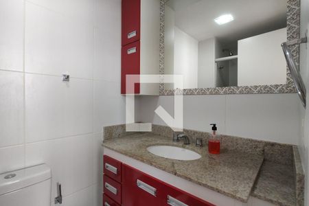 Apartamento à venda com 89m², 3 quartos e 1 vaga Apartamento à venda com 89m², 3 quartos e 1 vagaBanheiro da Suíte 1
