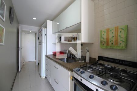 Apartamento para alugar com 76m², 2 quartos e 1 vagaCozinha