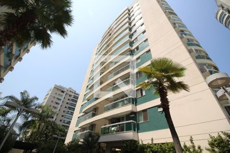 Apartamento para alugar com 76m², 2 quartos e 1 vagaFachada do bloco