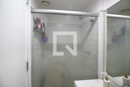 Apartamento para alugar com 76m², 2 quartos e 1 vagaQuarto 2 - Banheiro da Suíte