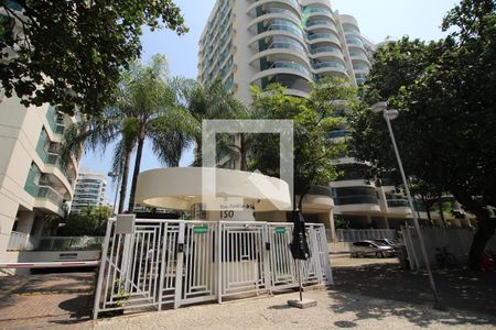 Apartamento para alugar com 76m², 2 quartos e 1 vagaFachada