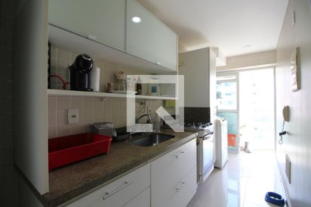 Apartamento para alugar com 76m², 2 quartos e 1 vagaCozinha