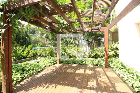 Apartamento para alugar com 76m², 2 quartos e 1 vagaDetalhe Condomínio