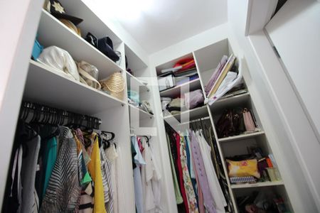 Apartamento para alugar com 76m², 2 quartos e 1 vagaQuarto 2 - Closet da Suíte