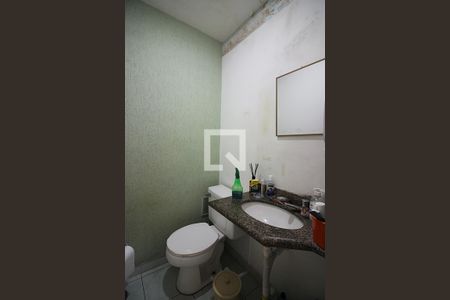 Casa de condomínio à venda com 105m², 3 quartos e 2 vagasLavabo 