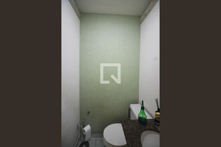 Casa de condomínio à venda com 105m², 3 quartos e 2 vagasLavabo 