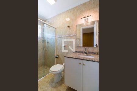 Casa à venda com 220m², 3 quartos e 4 vagasSuíte 2