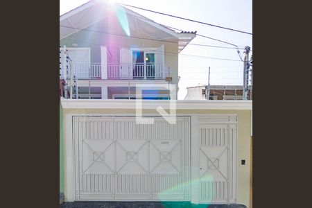 Casa à venda com 220m², 3 quartos e 4 vagasFachada