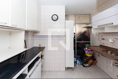 Apartamento à venda com 64m², 2 quartos e 1 vaga Apartamento à venda com 64m², 2 quartos e 1 vagaCozinha