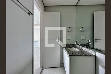 Apartamento à venda com 37m², 1 quarto e 1 vaga Apartamento à venda com 37m², 1 quarto e 1 vagaBanheiro