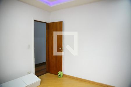 Apartamento à venda com 124m², 4 quartos e 2 vagasQuarto 4