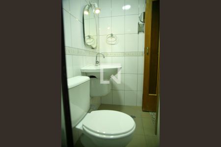 Apartamento à venda com 124m², 4 quartos e 2 vagasBanheiro Quarto 2