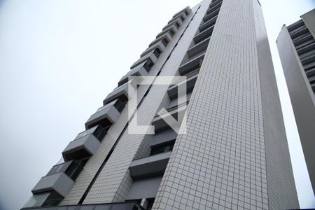 Apartamento à venda com 124m², 4 quartos e 2 vagasFachada