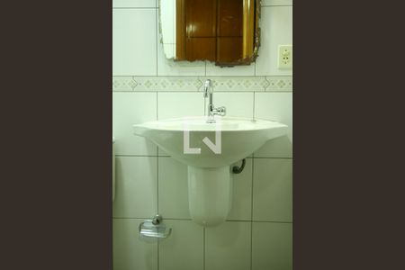 Apartamento à venda com 124m², 4 quartos e 2 vagasBanheiro Quarto 2