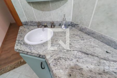 Casa à venda com 315m², 3 quartos e 5 vagasBanheiro