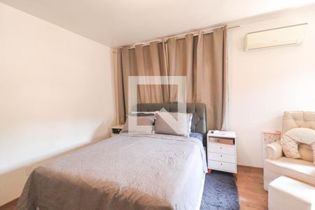 Casa à venda com 315m², 3 quartos e 5 vagasSuíte