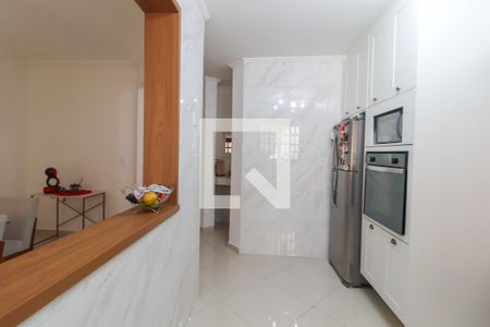 Casa à venda com 315m², 3 quartos e 5 vagasCozinha e Área de Serviço