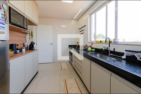 Apartamento à venda com 177m², 3 quartos e 2 vagasCozinha