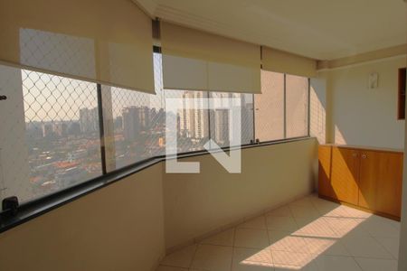 Sala de apartamento para alugar com 3 quartos, 100m² em Vila Sofia, São Paulo