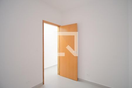 Quarto 2 de apartamento para alugar com 2 quartos, 43m² em Vila Carrão, São Paulo