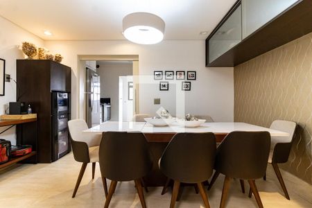Apartamento à venda com 141m², 3 quartos e 4 vagas Apartamento à venda com 141m², 3 quartos e 4 vagasCopa