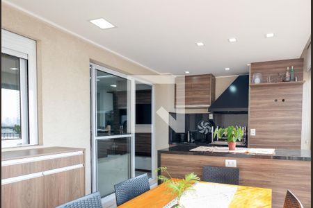 Apartamento à venda com 67m², 2 quartos e 1 vaga Apartamento à venda com 67m², 2 quartos e 1 vagaVaranda