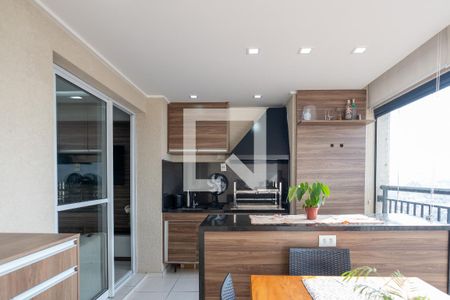 Apartamento à venda com 67m², 2 quartos e 1 vaga Apartamento à venda com 67m², 2 quartos e 1 vagaVaranda