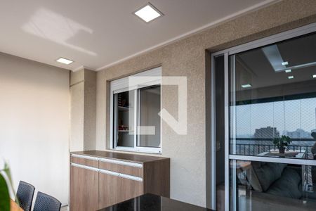 Apartamento à venda com 67m², 2 quartos e 1 vaga Apartamento à venda com 67m², 2 quartos e 1 vagaVaranda