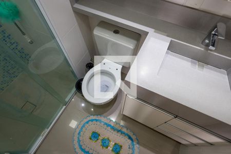 Apartamento à venda com 67m², 2 quartos e 1 vaga Apartamento à venda com 67m², 2 quartos e 1 vagaBanheiro Social