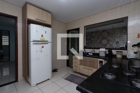 Casa à venda com 170m², 3 quartos e 2 vagasCozinha