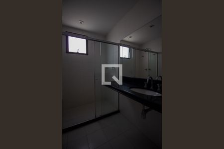 Apartamento para alugar com 200m², 3 quartos e 2 vagas Apartamento para alugar com 200m², 3 quartos e 2 vagasBanheiro da Suíte 2