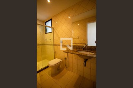 Apartamento para alugar com 200m², 3 quartos e 2 vagas Apartamento para alugar com 200m², 3 quartos e 2 vagasBanheiro Social