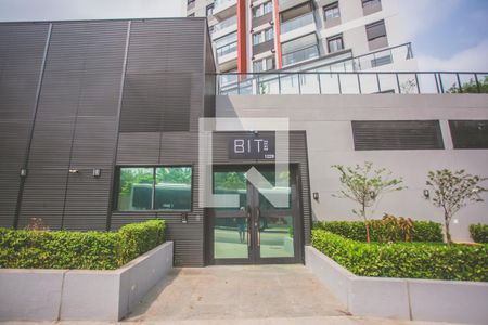 Apartamento para alugar com 57m², 2 quartos e 2 vagas Apartamento para alugar com 57m², 2 quartos e 2 vagasFachada