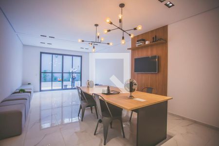 Apartamento para alugar com 57m², 2 quartos e 2 vagas Apartamento para alugar com 57m², 2 quartos e 2 vagasÁrea comum - office