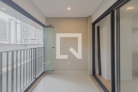 Varanda de kitnet/studio à venda com 1 quarto, 28m² em Sumaré, São Paulo
