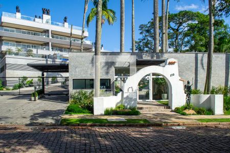 Apartamento à venda com 389m², 3 quartos e 4 vagasPortaria e fachada