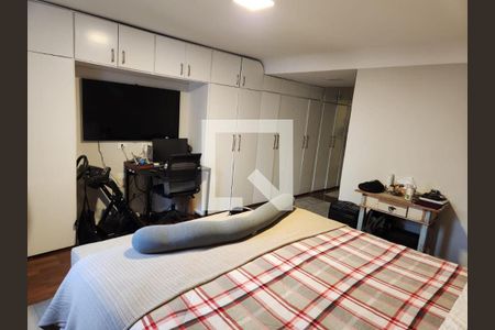Apartamento à venda com 240m², 3 quartos e 2 vagas Apartamento à venda com 240m², 3 quartos e 2 vagasFoto 18