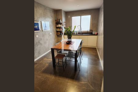 Apartamento à venda com 240m², 3 quartos e 2 vagas Apartamento à venda com 240m², 3 quartos e 2 vagasFoto 01