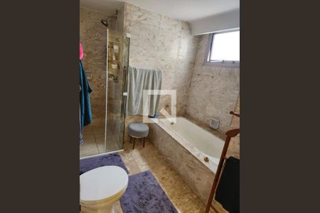 Apartamento à venda com 240m², 3 quartos e 2 vagas Apartamento à venda com 240m², 3 quartos e 2 vagasFoto 01