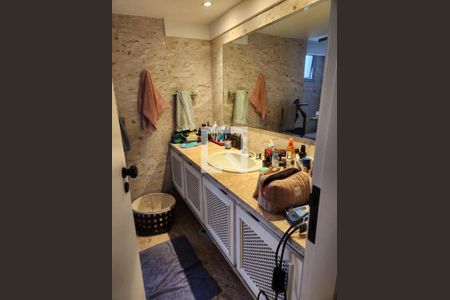 Apartamento à venda com 240m², 3 quartos e 2 vagas Apartamento à venda com 240m², 3 quartos e 2 vagasFoto 19