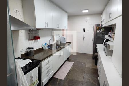 Apartamento à venda com 240m², 3 quartos e 2 vagas Apartamento à venda com 240m², 3 quartos e 2 vagasFoto 01