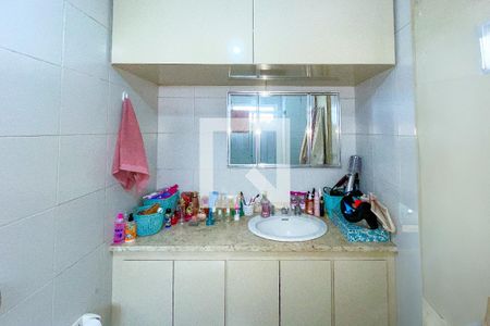 Apartamento à venda com 117m², 3 quartos e 1 vaga Apartamento à venda com 117m², 3 quartos e 1 vagaBanheiro da Suíte