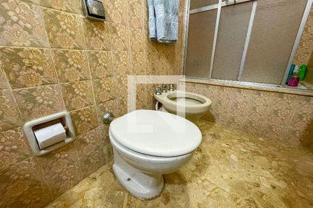 Apartamento à venda com 117m², 3 quartos e 1 vaga Apartamento à venda com 117m², 3 quartos e 1 vagaBanheiro