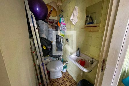 Apartamento à venda com 117m², 3 quartos e 1 vaga Apartamento à venda com 117m², 3 quartos e 1 vagaBanheiro de serviço