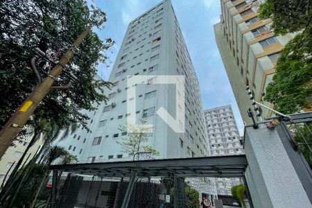 Apartamento à venda com 117m², 3 quartos e 1 vaga Apartamento à venda com 117m², 3 quartos e 1 vagaFachada