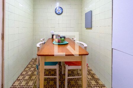 Apartamento à venda com 117m², 3 quartos e 1 vaga Apartamento à venda com 117m², 3 quartos e 1 vagaCozinha