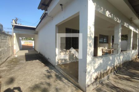 Casa à venda com 80m², 2 quartos e 1 vaga Casa à venda com 80m², 2 quartos e 1 vagaArea Externa