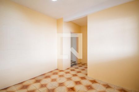 Casa à venda com 200m², 2 quartos e 8 vagas Casa à venda com 200m², 2 quartos e 8 vagasCozinha