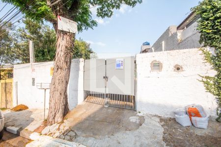 Casa à venda com 200m², 2 quartos e 8 vagas Casa à venda com 200m², 2 quartos e 8 vagasFachada