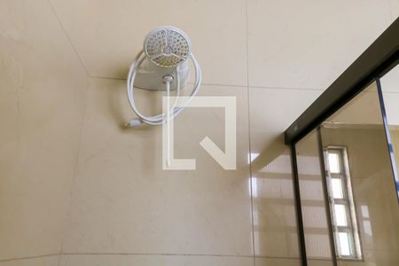 Apartamento à venda com 85m², 2 quartos e 1 vaga Apartamento à venda com 85m², 2 quartos e 1 vagaBanheiro